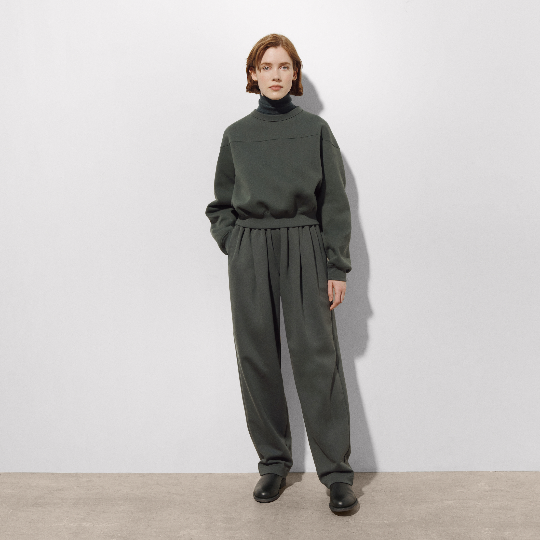 Take A Look At Uniqlo U's Sleek And Chic Wear For Fall/Winter 2021
